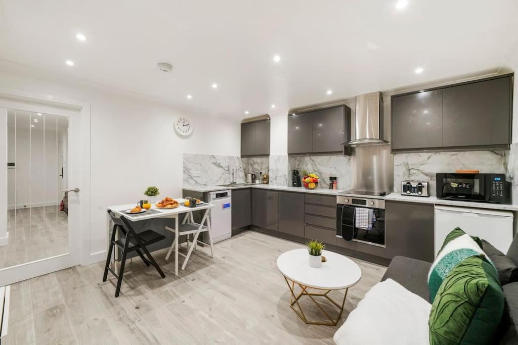 Modern 2 Bedroom Apartment In The Heart Of Londyn Zewnętrze zdjęcie